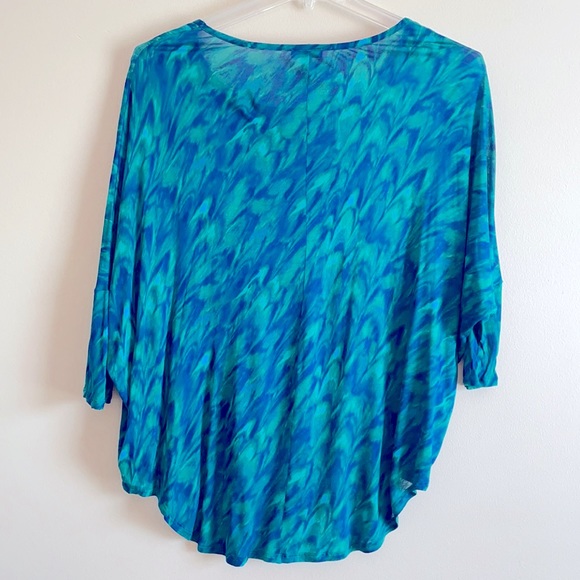 🦚 Peacock Design High Low Dolman Sleeving Medium - Picture 4 of 6